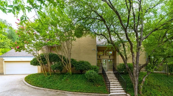 $760,000 | 3505 Estates Drive, Dalworthington Gardens, TX 76016