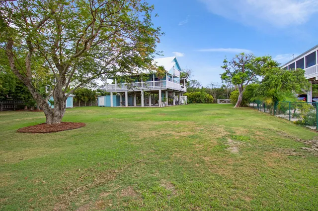 $949,000 | 25057 7th Street, Summerland Key, FL 33042