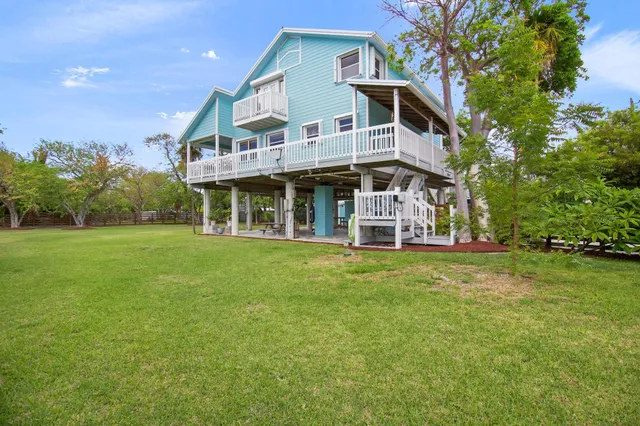 $949,000 | 25057 7th Street, Summerland Key, FL 33042