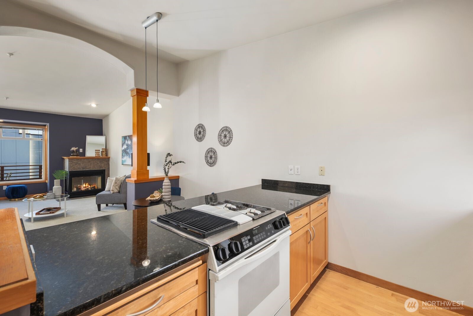 1808 East Union Street, Unit B Seattle, WA 98122 - Photo 10 of 31