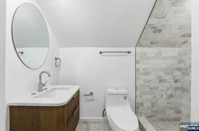 $499,900 | 82-84 Schuyler Avenue, North Arlington, NJ 07031