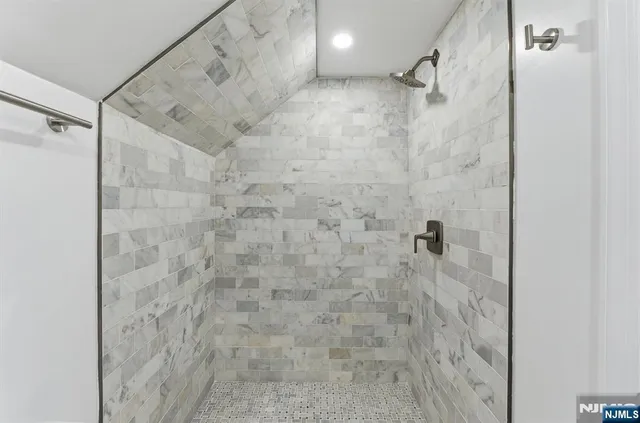 $499,900 | 82-84 Schuyler Avenue, North Arlington, NJ 07031