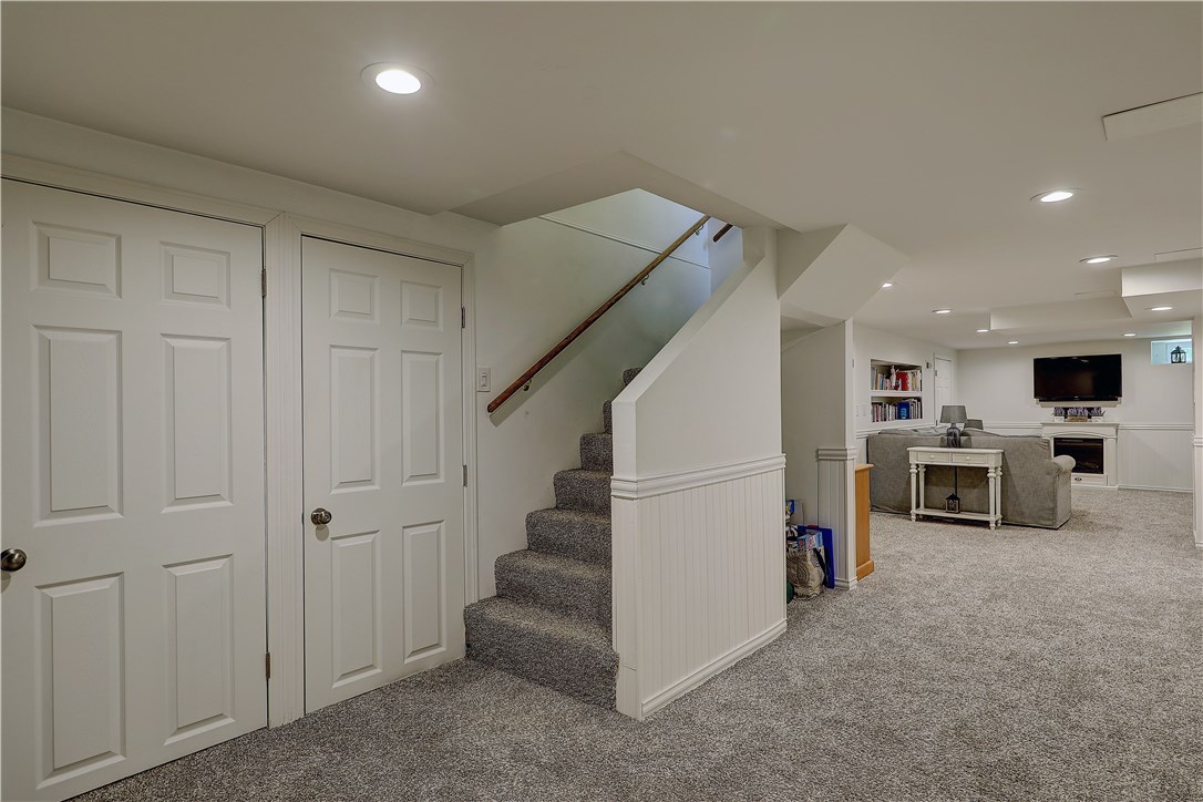 5 Lafayette Road Barrington, RI 02806 - Photo 25 of 32