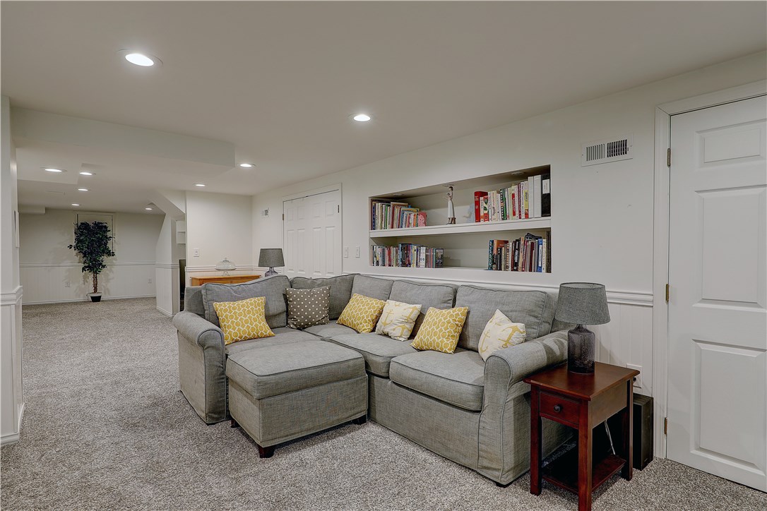 5 Lafayette Road Barrington, RI 02806 - Photo 27 of 32