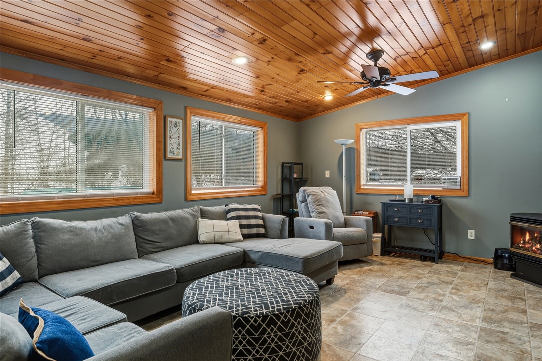 12014 River Road Corning, NY 14830 - Photo 4 of 24