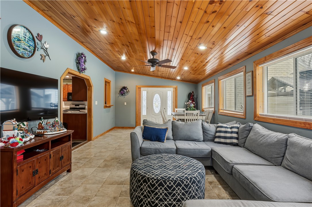 12014 River Road Corning, NY 14830 - Photo 5 of 24