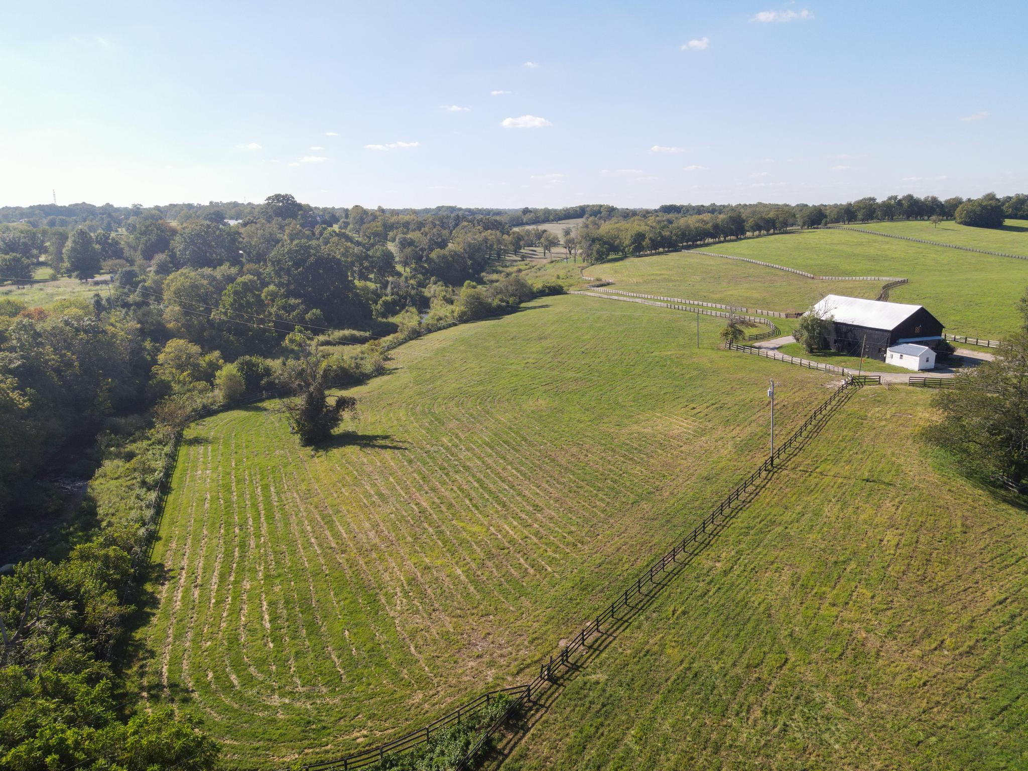 625 Gentry Road Lexington, KY 40509 - Photo 53 of 61 DJI_0972