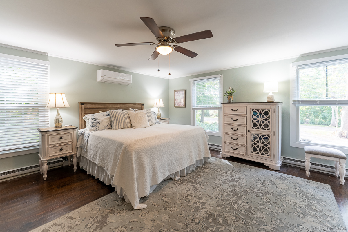 147 Pequot Avenue Groton, CT 06355 - Photo 23 of 39 a bedroom with a bed and a window