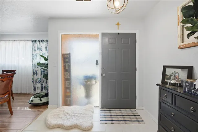 a view of livingroom with furniture and window