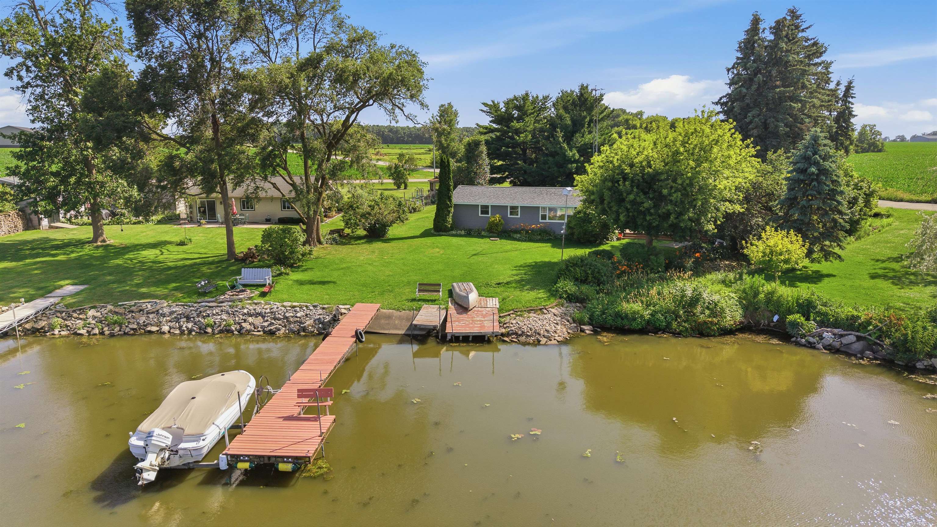 W10300 Sunny Point Road Beaver Dam, WI 53916 - Photo 26 of 33