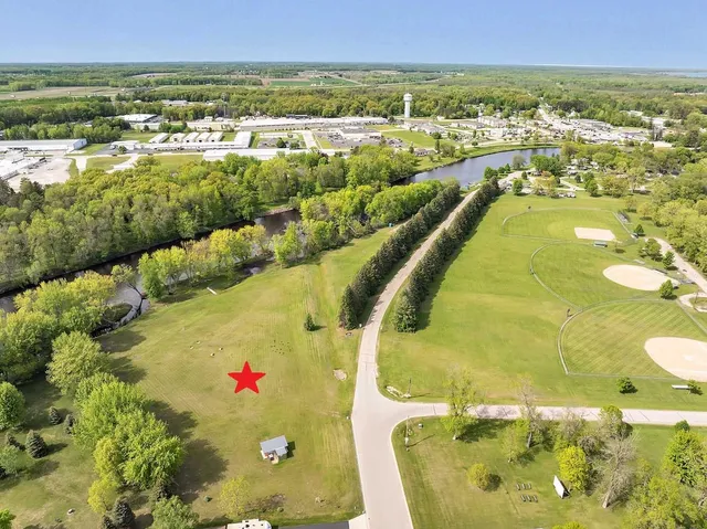 $99,900 | 116 Holtwood Way, Oconto, WI 54153