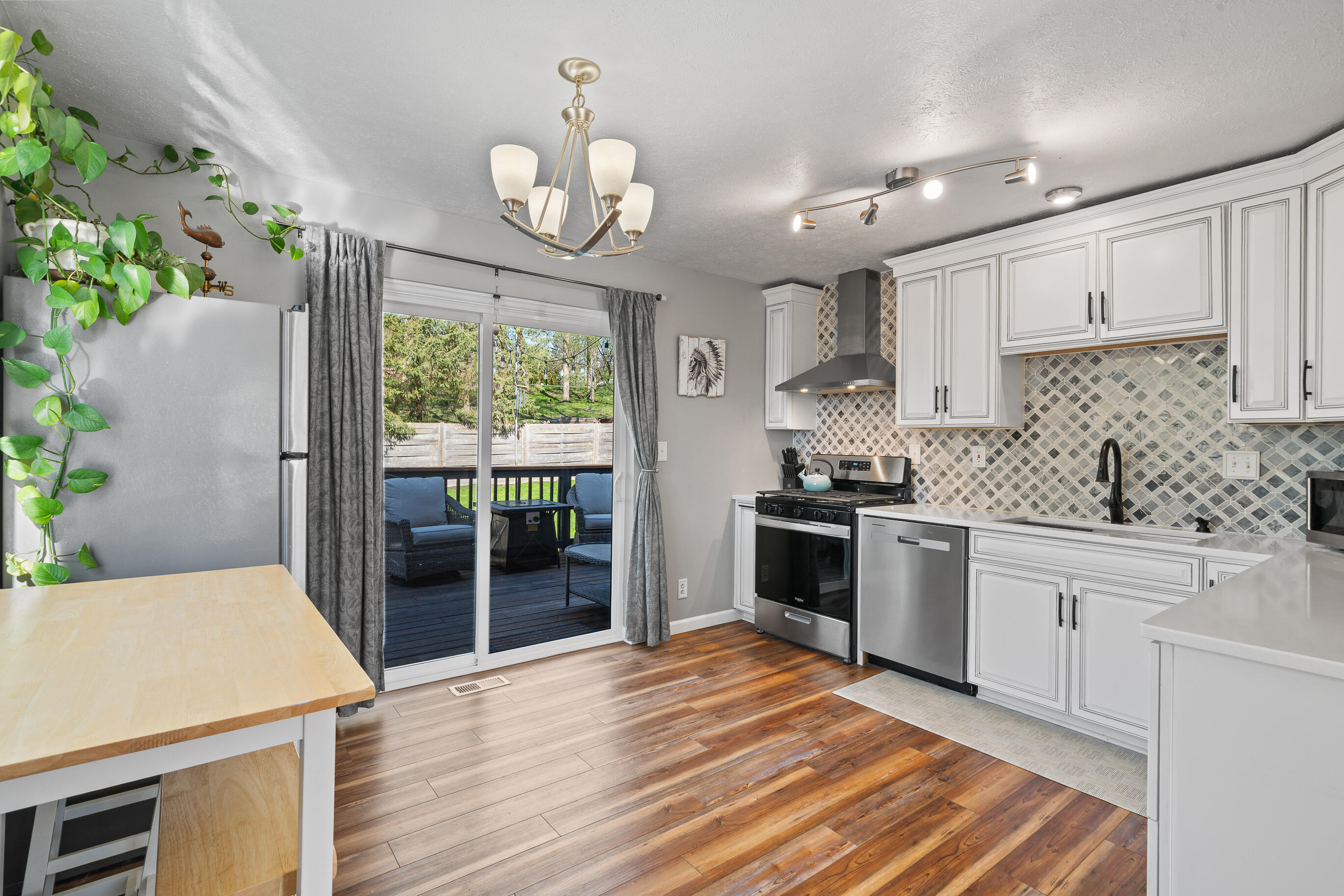 N3311 Queen Road Geneva, WI 53147 - Photo 26 of 51 Kitchen