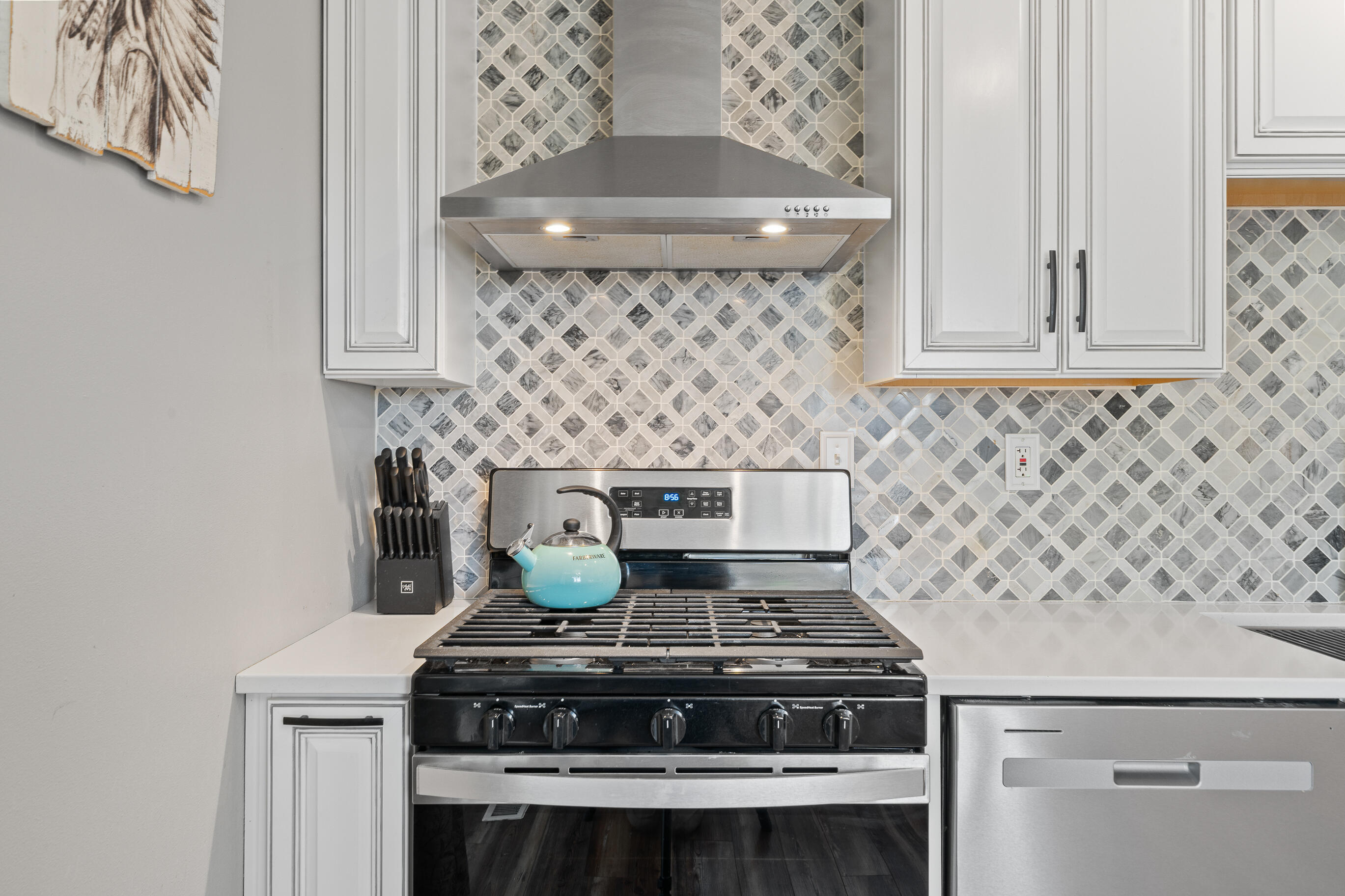 N3311 Queen Road Geneva, WI 53147 - Photo 27 of 51 Kitchen