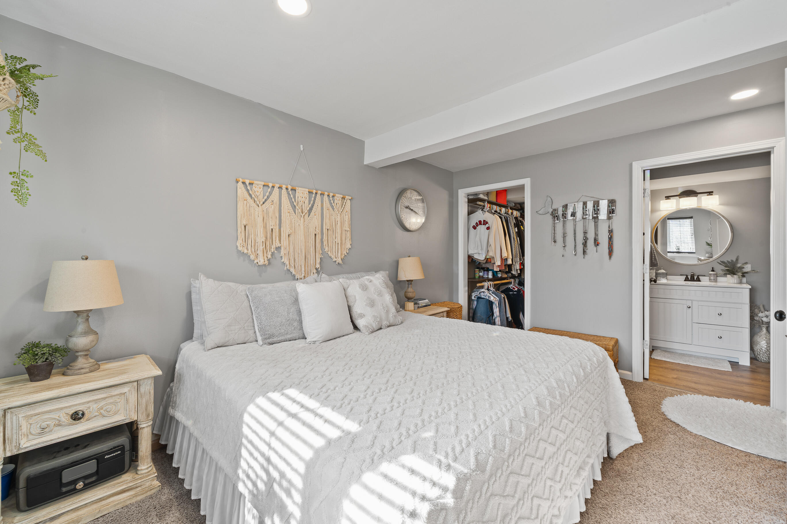 N3311 Queen Road Geneva, WI 53147 - Photo 29 of 51 Primary Bedroom