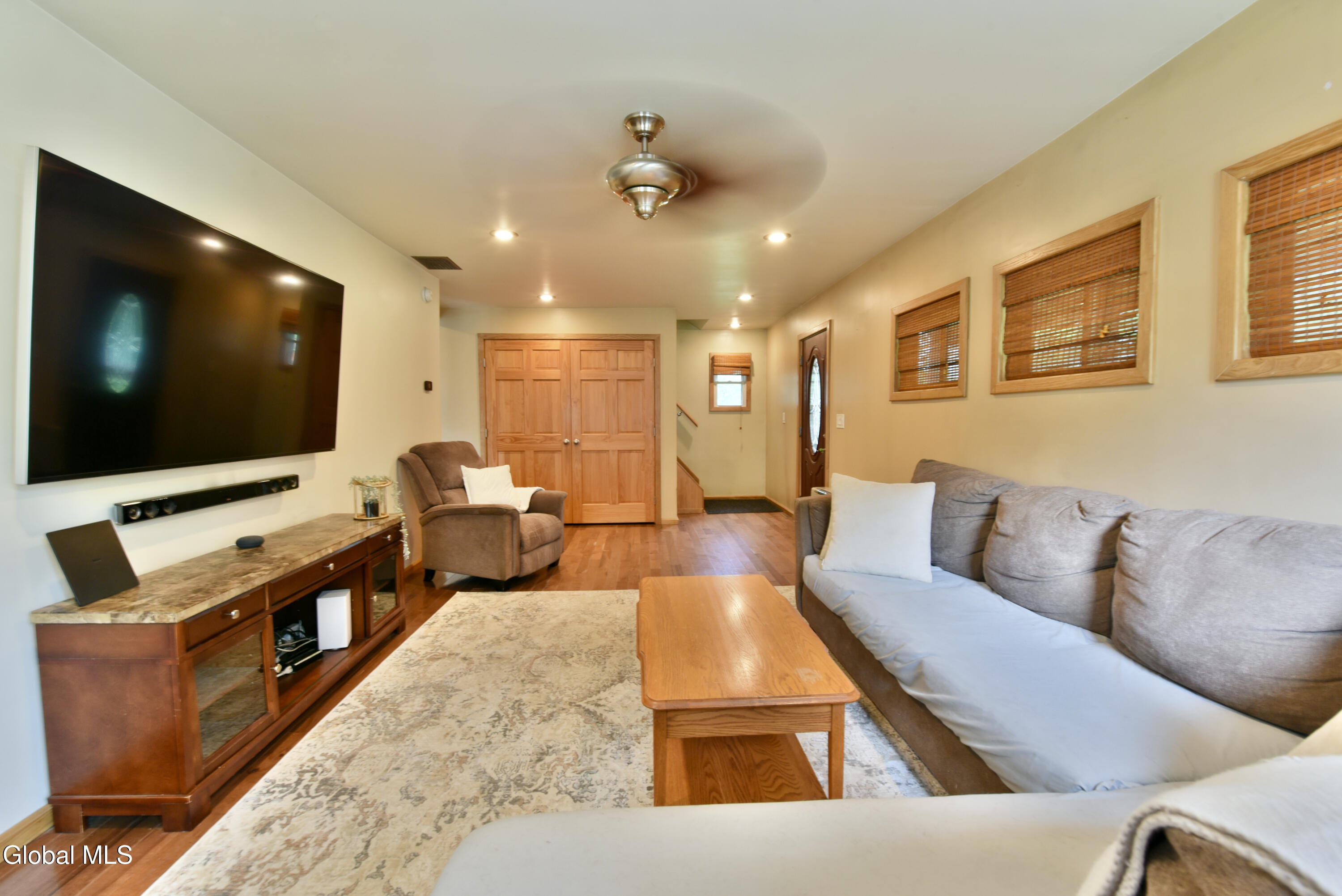 87 Lasher Road Bethlehem, NY 12158 - Photo 9 of 52 9
