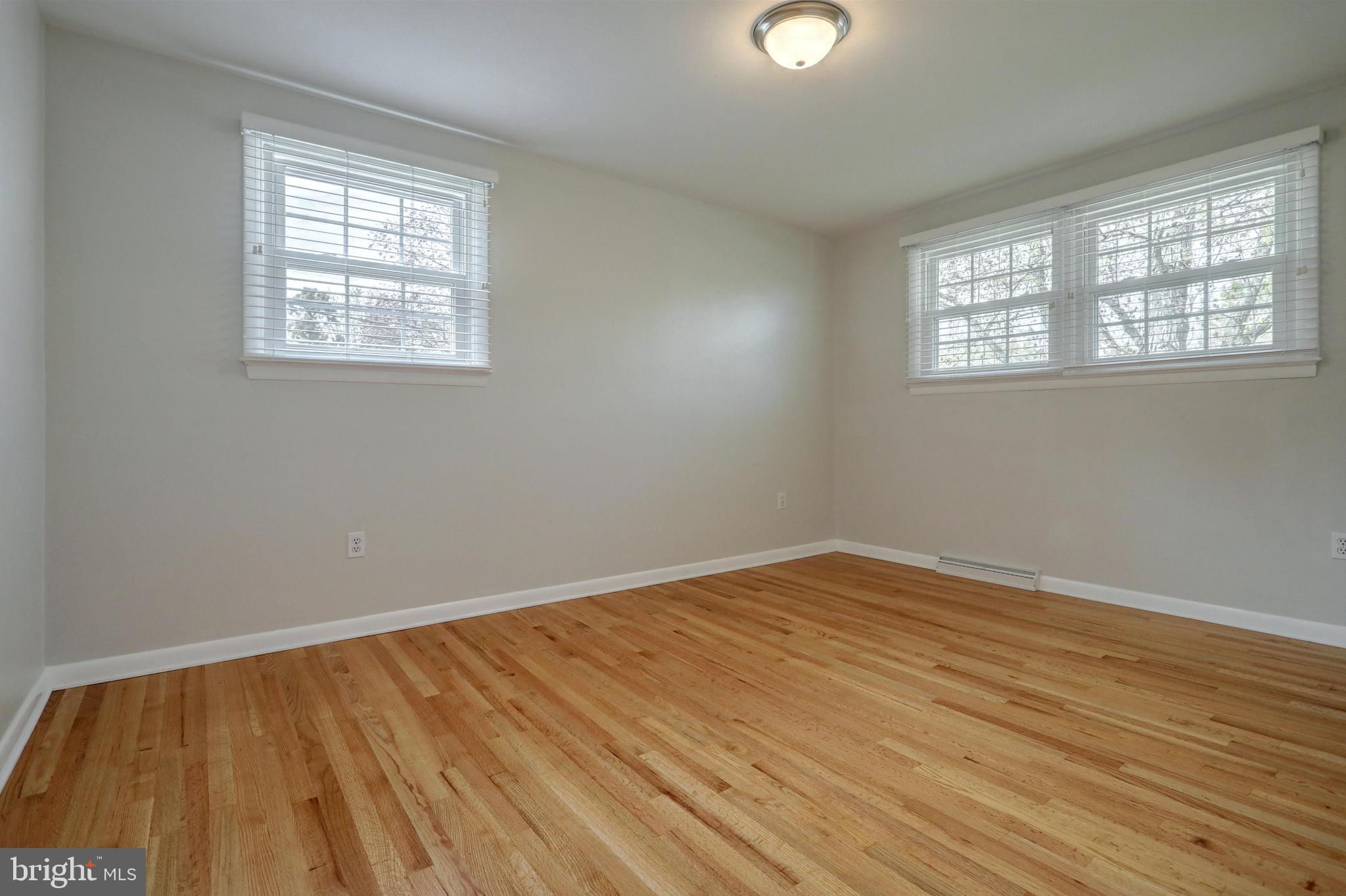 2265 Sutton Road York, PA 17403 - Photo 19 of 36