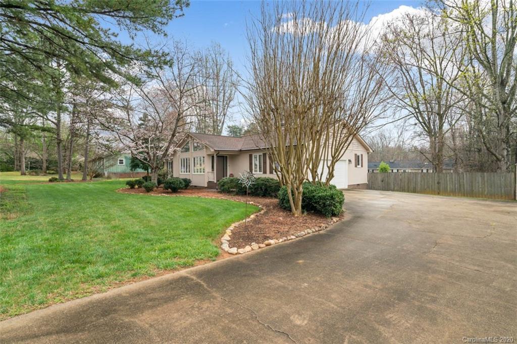 7635 Old Post Road Denver, NC 28037 - Photo 3 of 24 Gallery Image 3