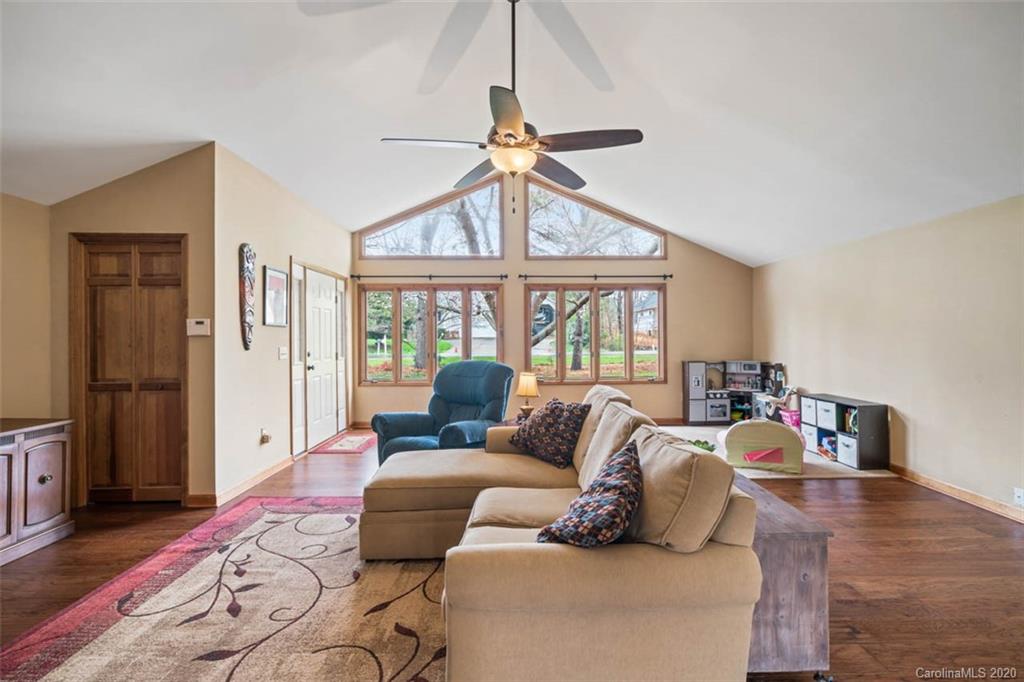 7635 Old Post Road Denver, NC 28037 - Photo 4 of 24 Gallery Image 4