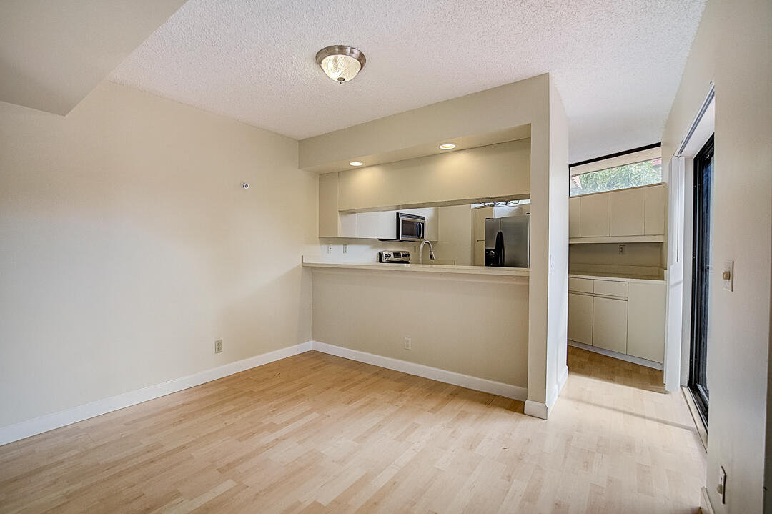 8194 Thames Boulevard, Unit C Boca Raton, FL 33433 - Photo 5 of 30 listing_4