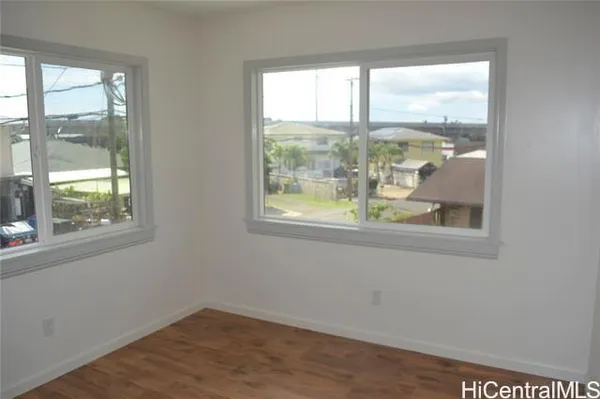 $2,300 | 98-212 Kaulike Drive, Unit 101, Pearl City, HI 96782