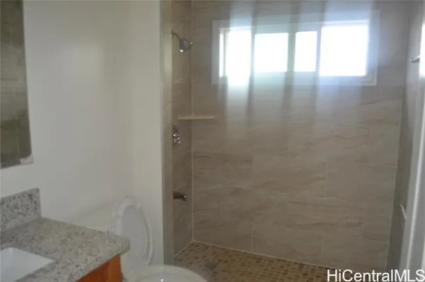$2,300 | 98-212 Kaulike Drive, Unit 101, Pearl City, HI 96782