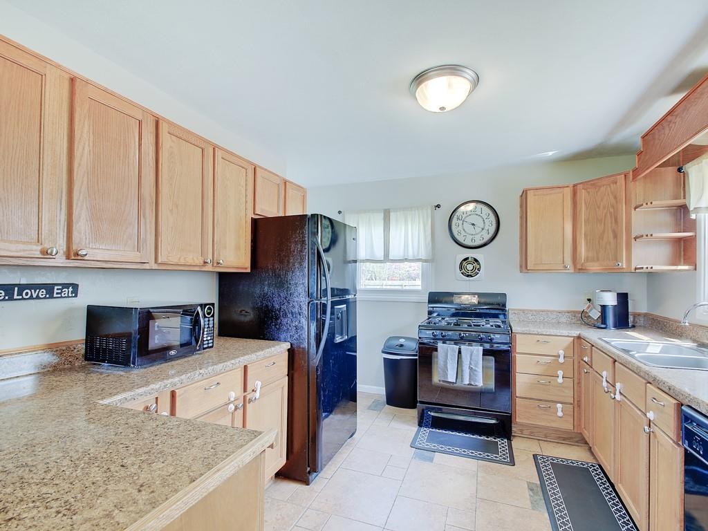 11035 Ruckle Street Indianapolis, IN 46280 - Photo 7 of 25 Gallery Image 7