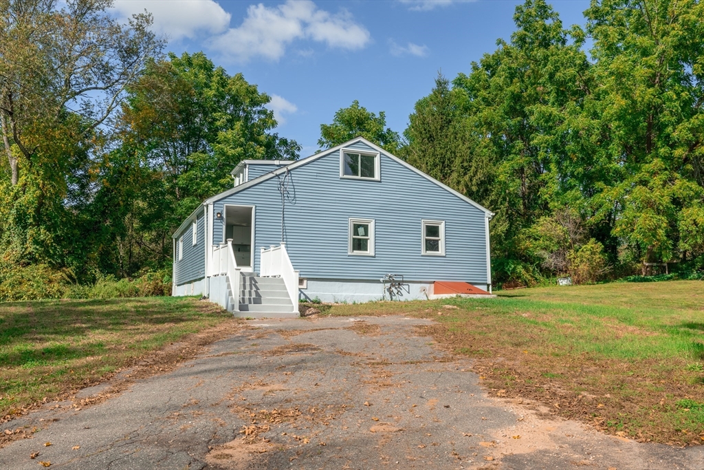 3 Old Ware Road West Brookfield, MA 01585 - Photo 1 of 25 Gallery Image 1