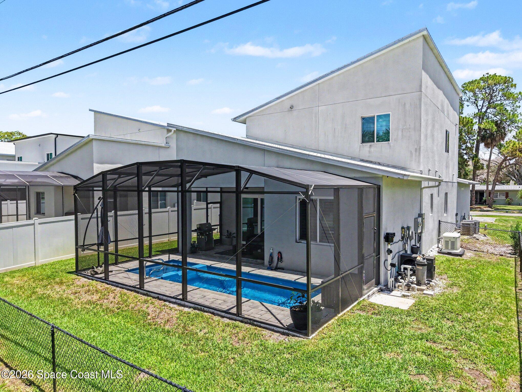 2188 Country Club Road Melbourne, FL 32901 - Photo 37 of 39 037_file_7260