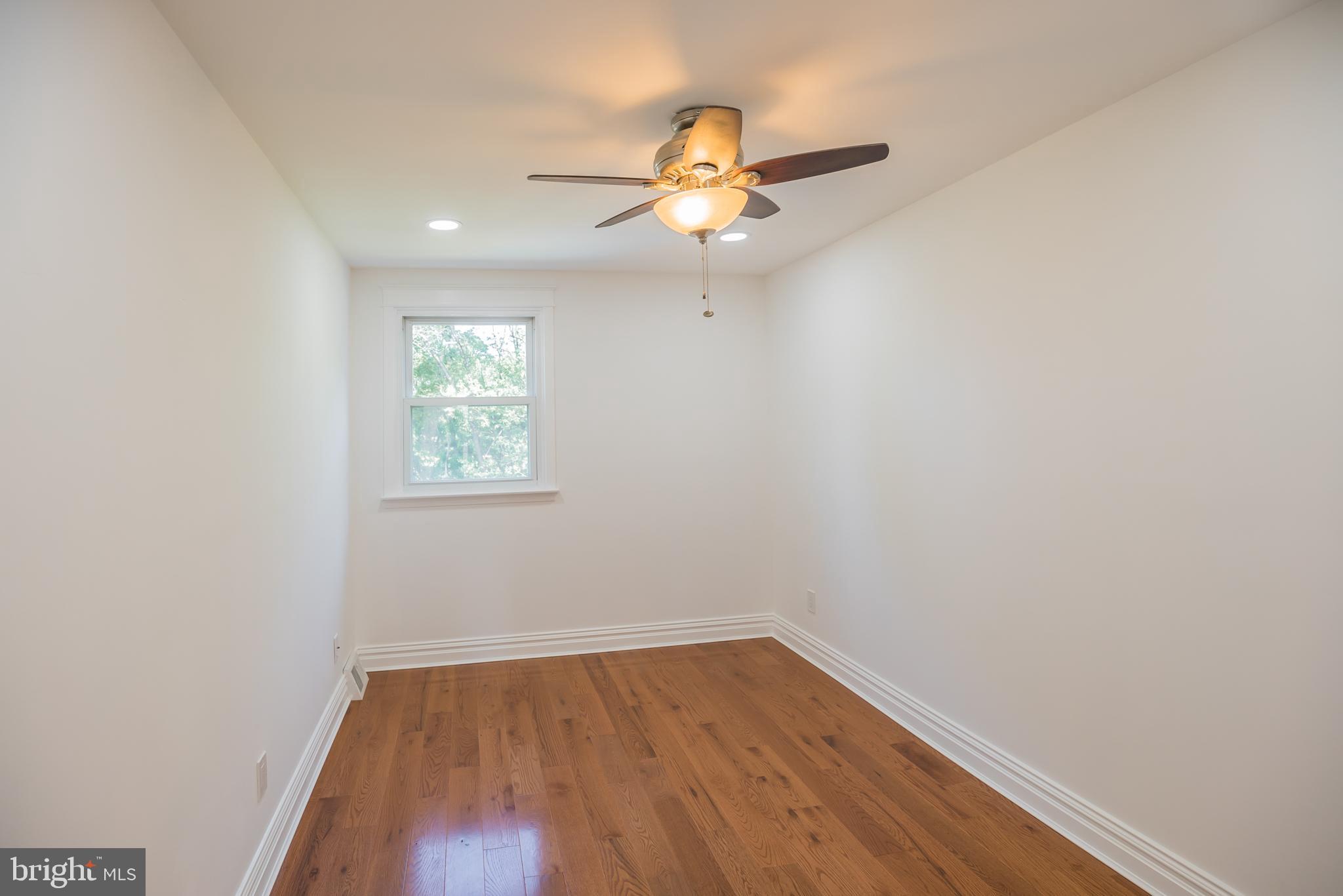 11726 Colman Road Philadelphia, PA 19154 - Photo 17 of 30 Bedroom 2