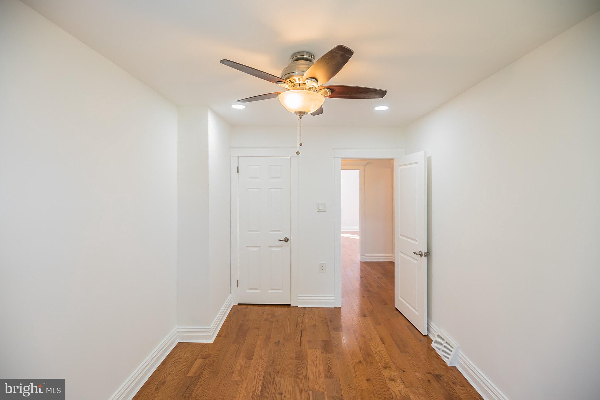 11726 Colman Road Philadelphia, PA 19154 - Photo 18 of 30 Bedroom 2 with Closet