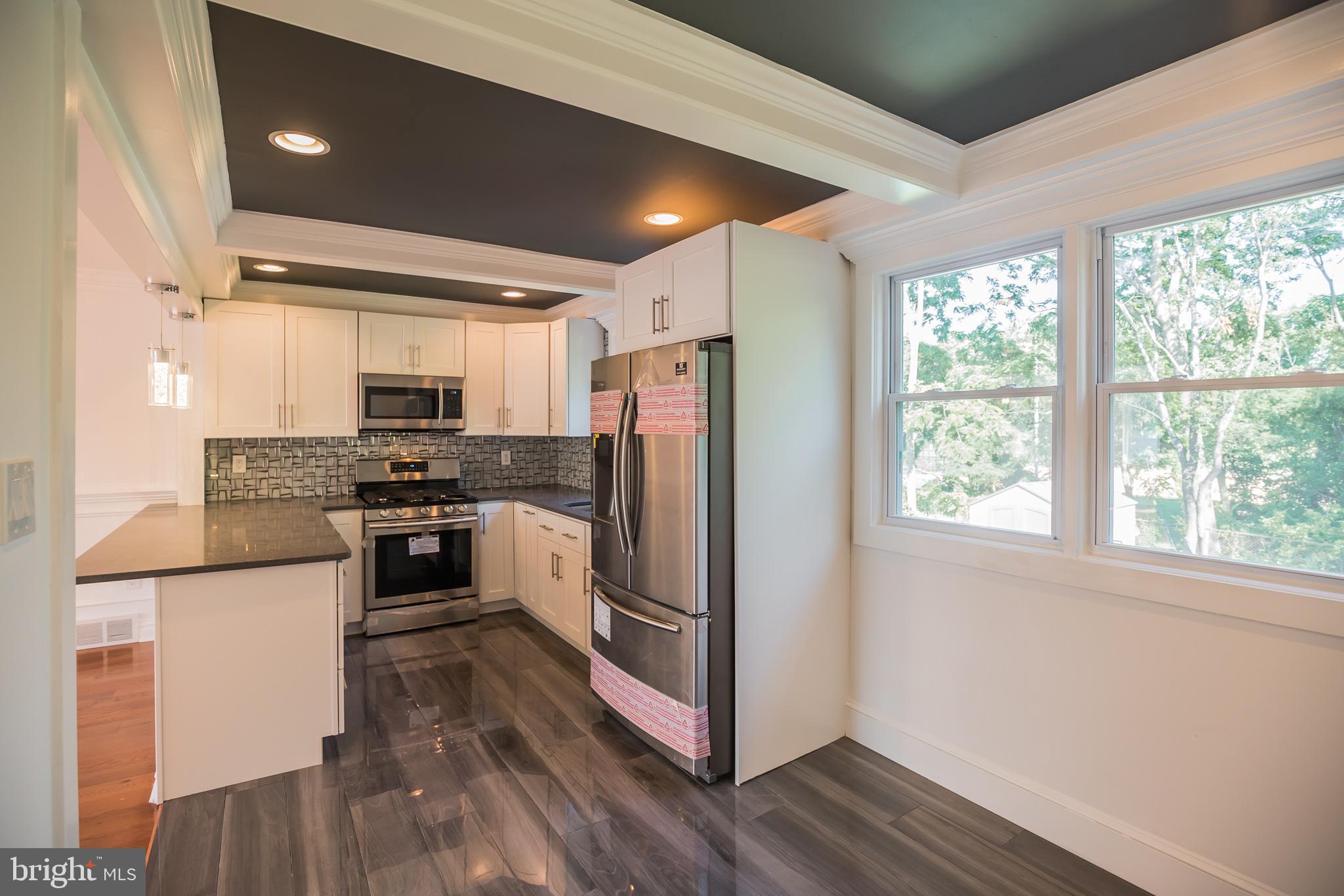 11726 Colman Road Philadelphia, PA 19154 - Photo 10 of 30 Beautiful Kitchen