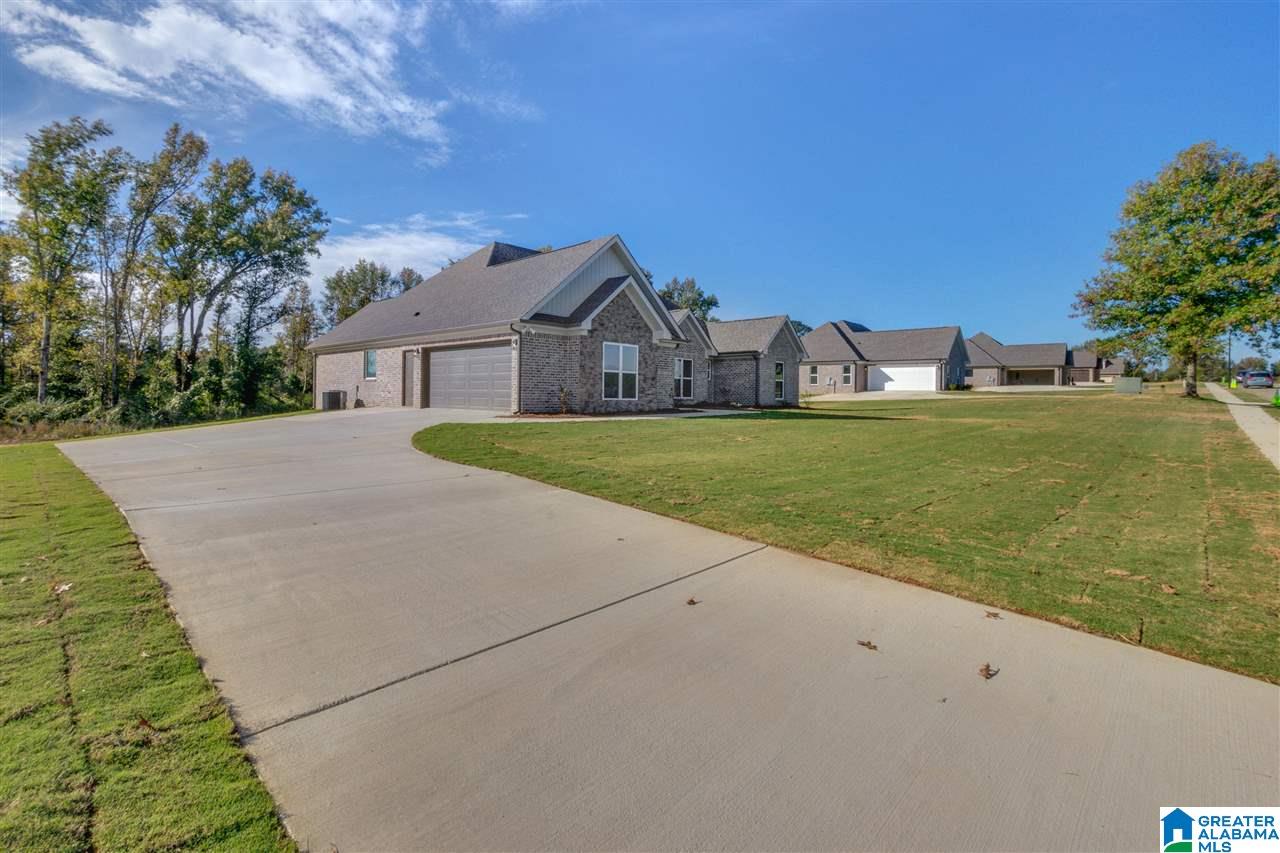 175 Crest Loop Road Clanton, AL 35045 - Photo 3 of 43