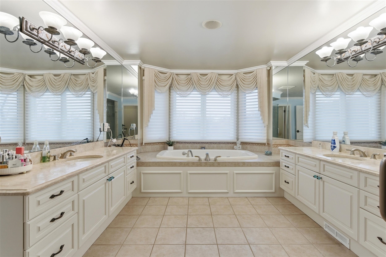 5520 Whitehall Boulevard Rochester, MI 48306 - Photo 40 of 99