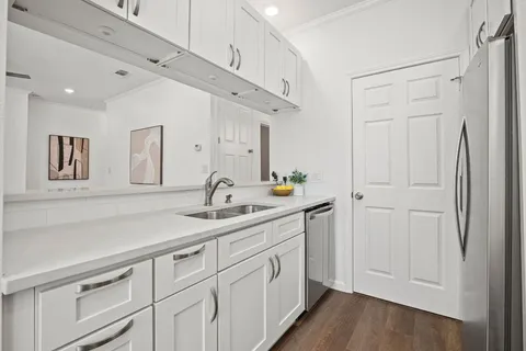 $225,000 | 6501 Columbia Oaks Court, Unit D8, Austin, TX 78759