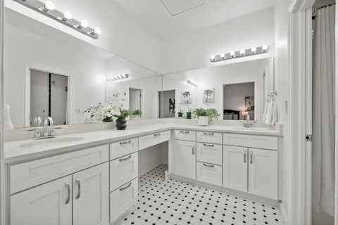 $225,000 | 6501 Columbia Oaks Court, Unit D8, Austin, TX 78759