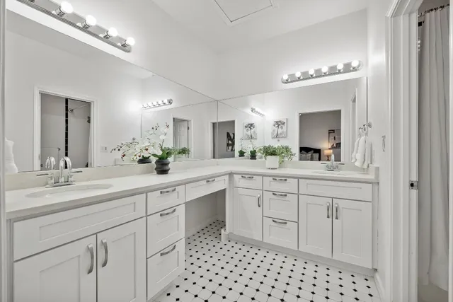 $225,000 | 6501 Columbia Oaks Court, Unit D8, Austin, TX 78759