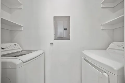 $225,000 | 6501 Columbia Oaks Court, Unit D8, Austin, TX 78759