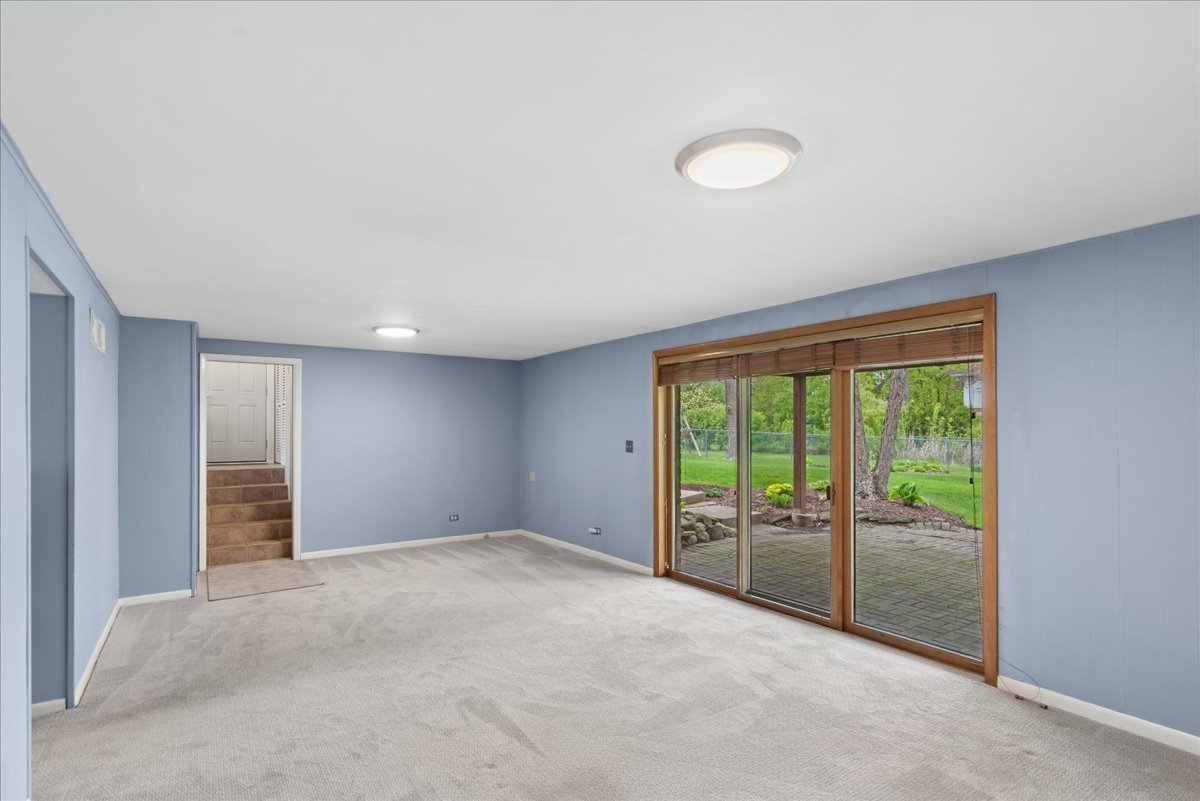 122 Mulberry Road Deerfield, IL 60015 - Photo 14 of 22