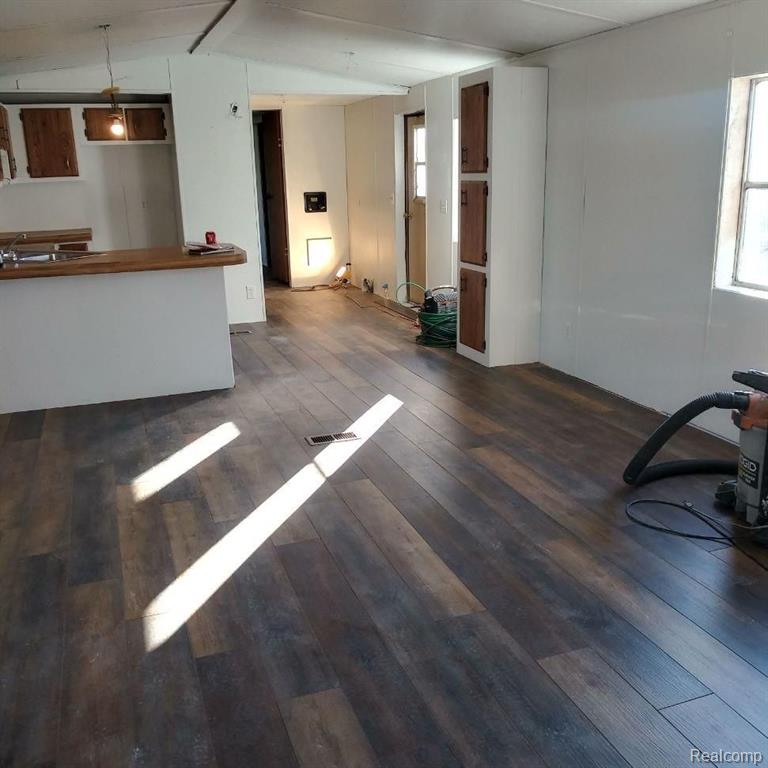 119 East McKimmey Road Gladwin, MI 48624 - Photo 7 of 9