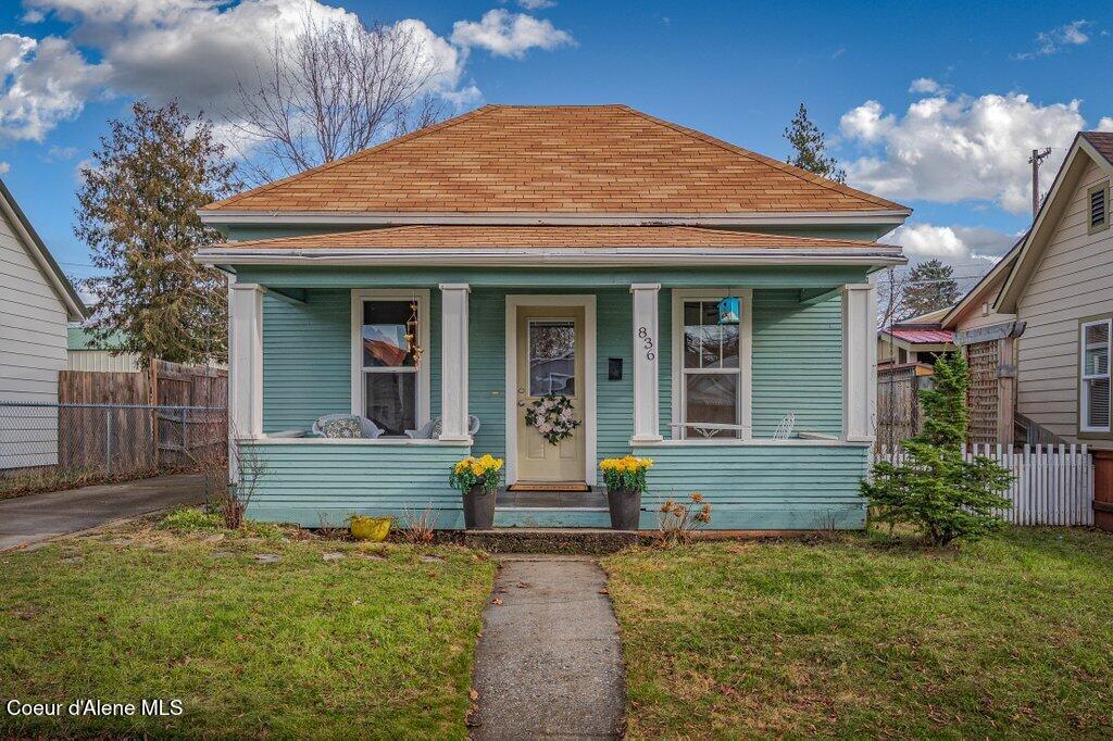 836 6th Street Coeur D'Alene, ID 83814 - Photo 3 of 28 Garden District