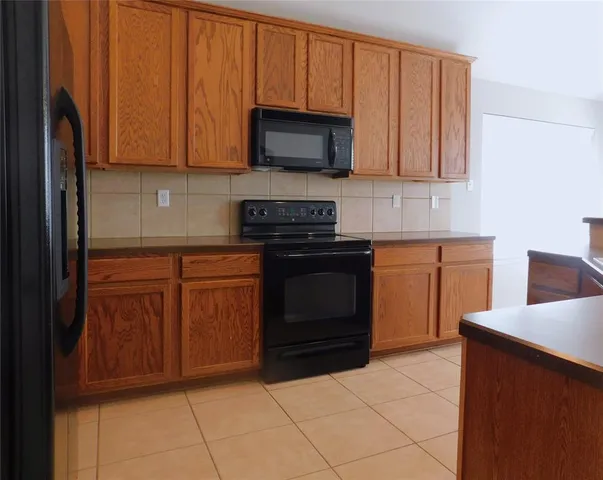 $1,995 | 1840 Ringtail Drive, Little Elm, TX 75068