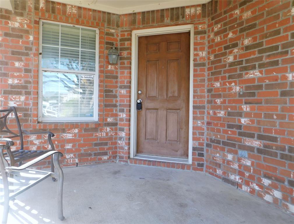 1840 Ringtail Drive Little Elm, TX 75068 - Photo 4 of 28