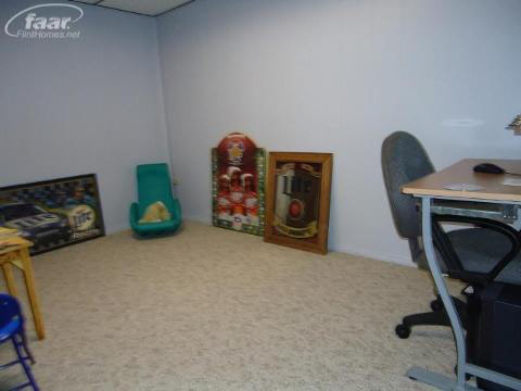1122 East Willard Road Clio, MI 48420 - Photo 16 of 20 20185757-15.JPG