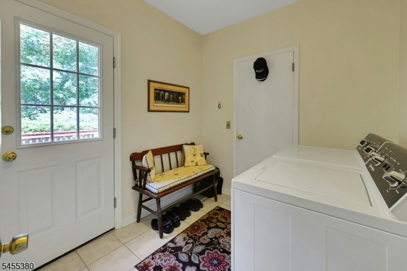 8 High Ridge Road Morris Plains, NJ 07950 - Photo 14 of 26 Gallery Image 14