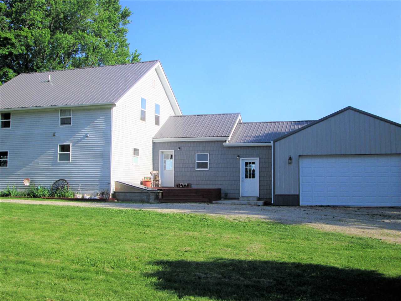 4251 15th Road Bourbon, IN 46504 - Photo 4 of 26