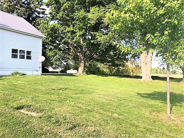 4251 15th Road Bourbon, IN 46504 - Photo 7 of 26