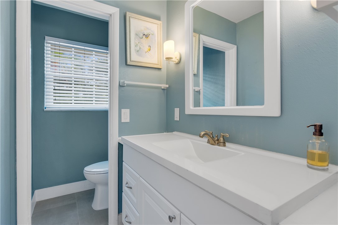 618 Holly Road Vero Beach, FL 32963 - Photo 12 of 36