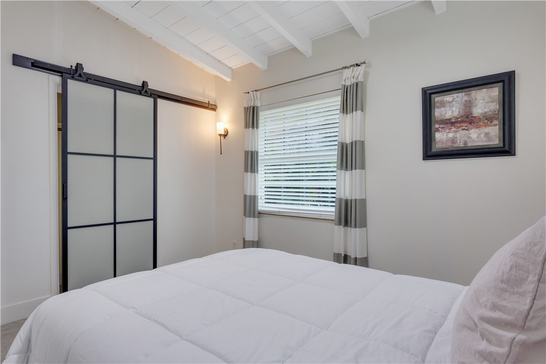 618 Holly Road Vero Beach, FL 32963 - Photo 14 of 36