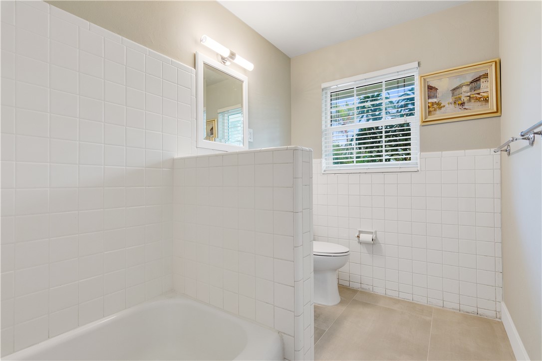 618 Holly Road Vero Beach, FL 32963 - Photo 20 of 36