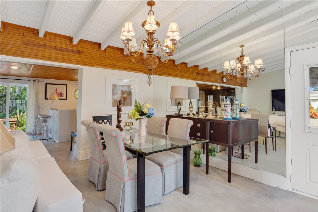 618 Holly Road Vero Beach, FL 32963 - Photo 5 of 36